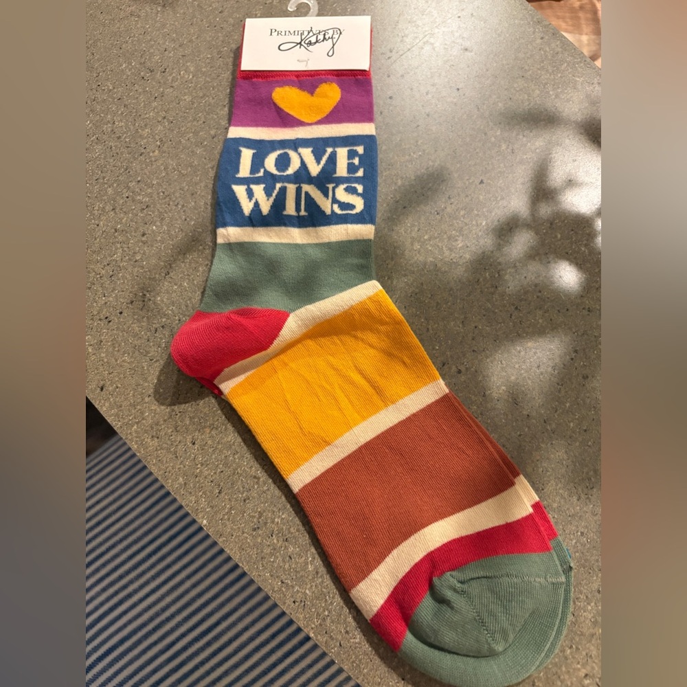 NWT Colorful Love Wins Socks